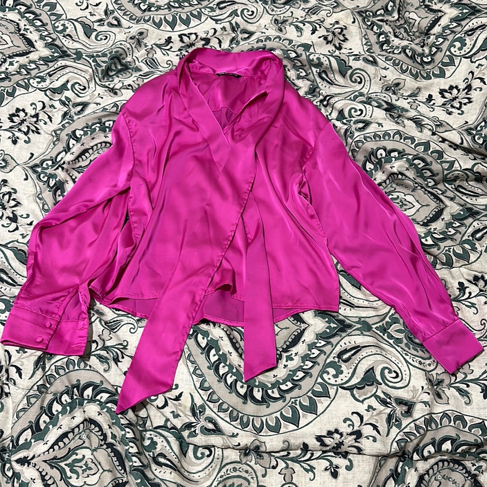Silky Neck Tie Blouse